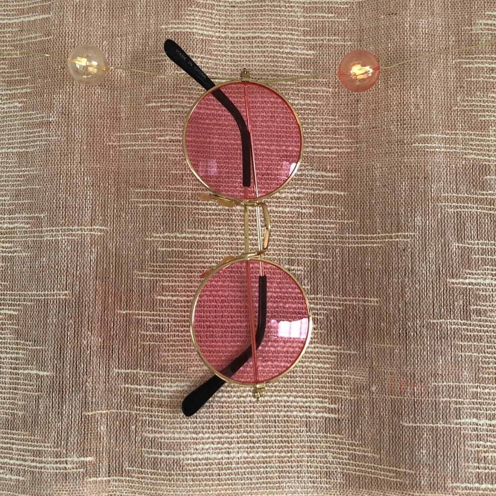HIPPIE GLASSES- pink and gold round glasses